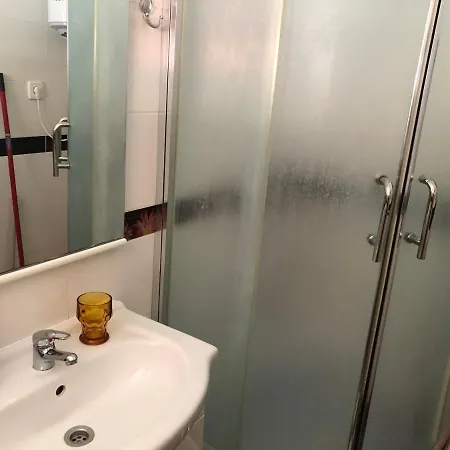Apartmani Komiza * Komiža